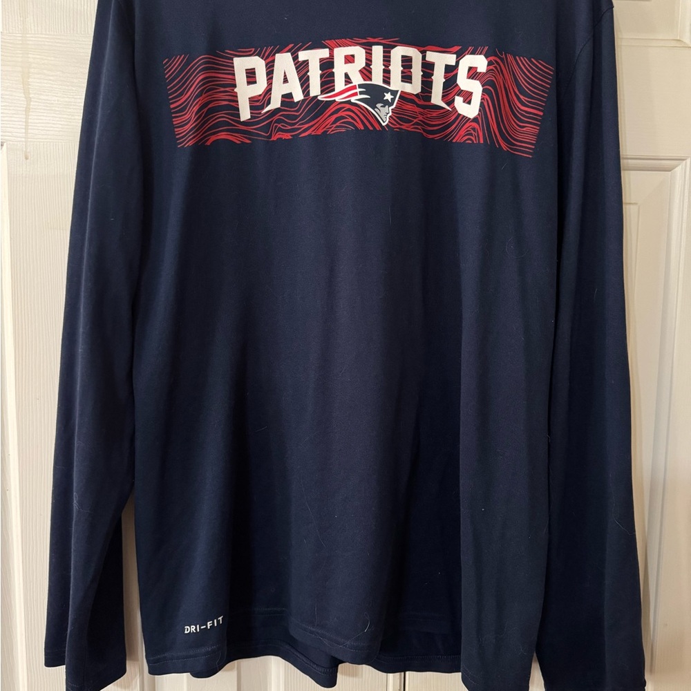 New England Patriots Dri-Fit shirt Large